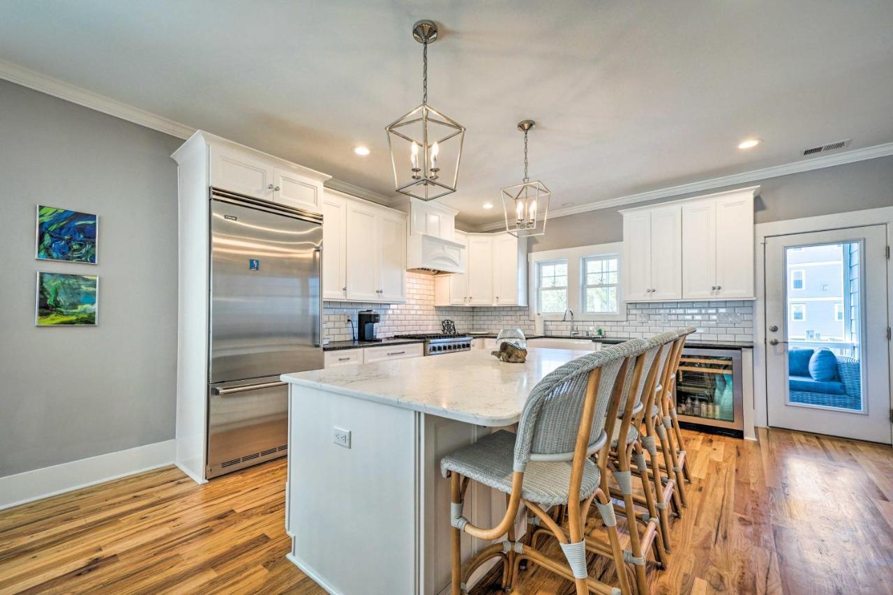Bright Coastal Abode With Porch And Beach Access! Carolina Beach Exterior foto
